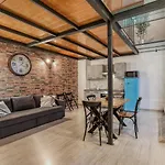 Atrhome - Canova Urban Space